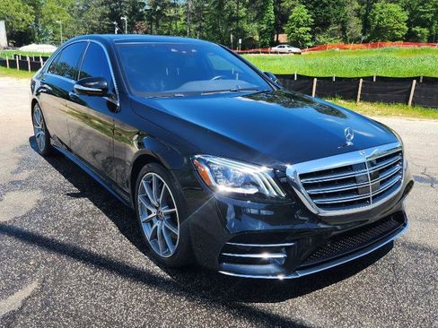 Used 2018 Mercedes-Benz S 560 Sedan image 3