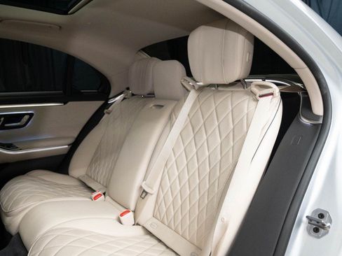 Certified 2023 Mercedes-Benz S 580 4MATIC Sedan image 15