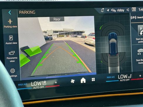 Used 2025 BMW X1 xDrive28i w/ Convenience Package image 22