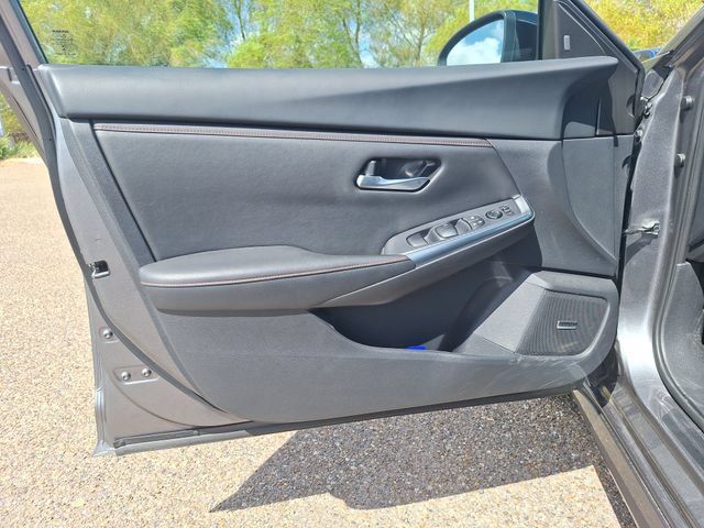 Certified 2024 Nissan Sentra SR w/ SR Premium Package FWD image 11