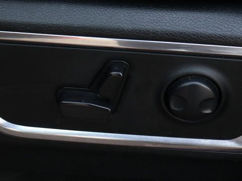 Used 2024 RAM 1500 Laramie RWD image 20