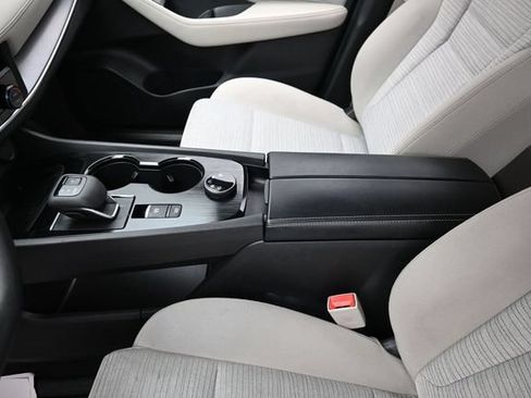 Used 2023 Nissan Rogue SV AWD/4WD image 25