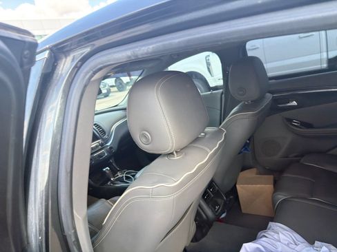 Used 2018 Chevrolet Impala Premier FWD image 10
