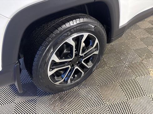 Certified 2024 Jeep Compass Limited image 7