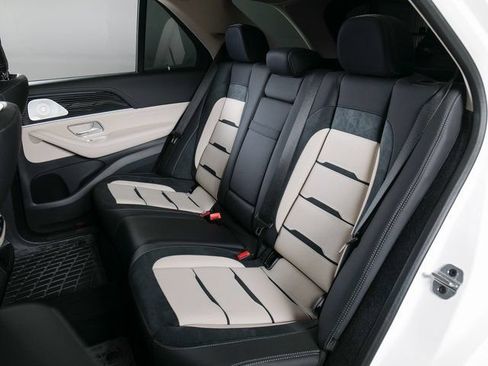 Used 2025 Mercedes-Benz GLE 53 AMG 4MATIC image 13