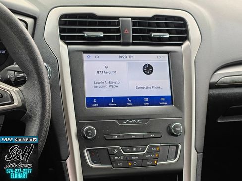 Used 2020 Ford Fusion SE FWD image 7