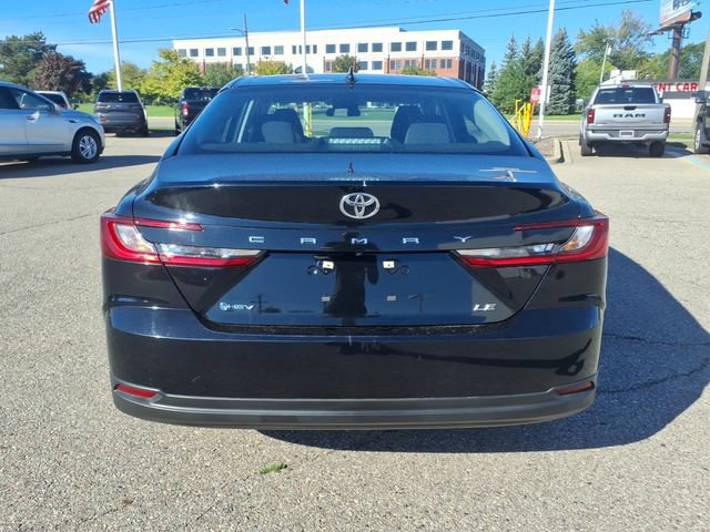 Used 2025 Toyota Camry LE FWD image 6