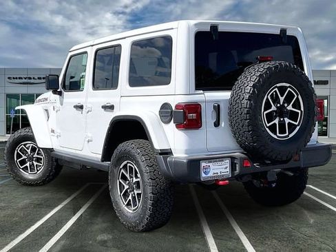 New 2026 Jeep Wrangler Unlimited Rubicon AWD/4WD image 2