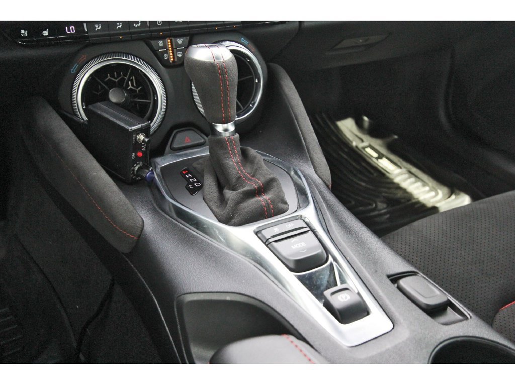 Used 2020 Chevrolet Camaro ZL1 RWD image 28
