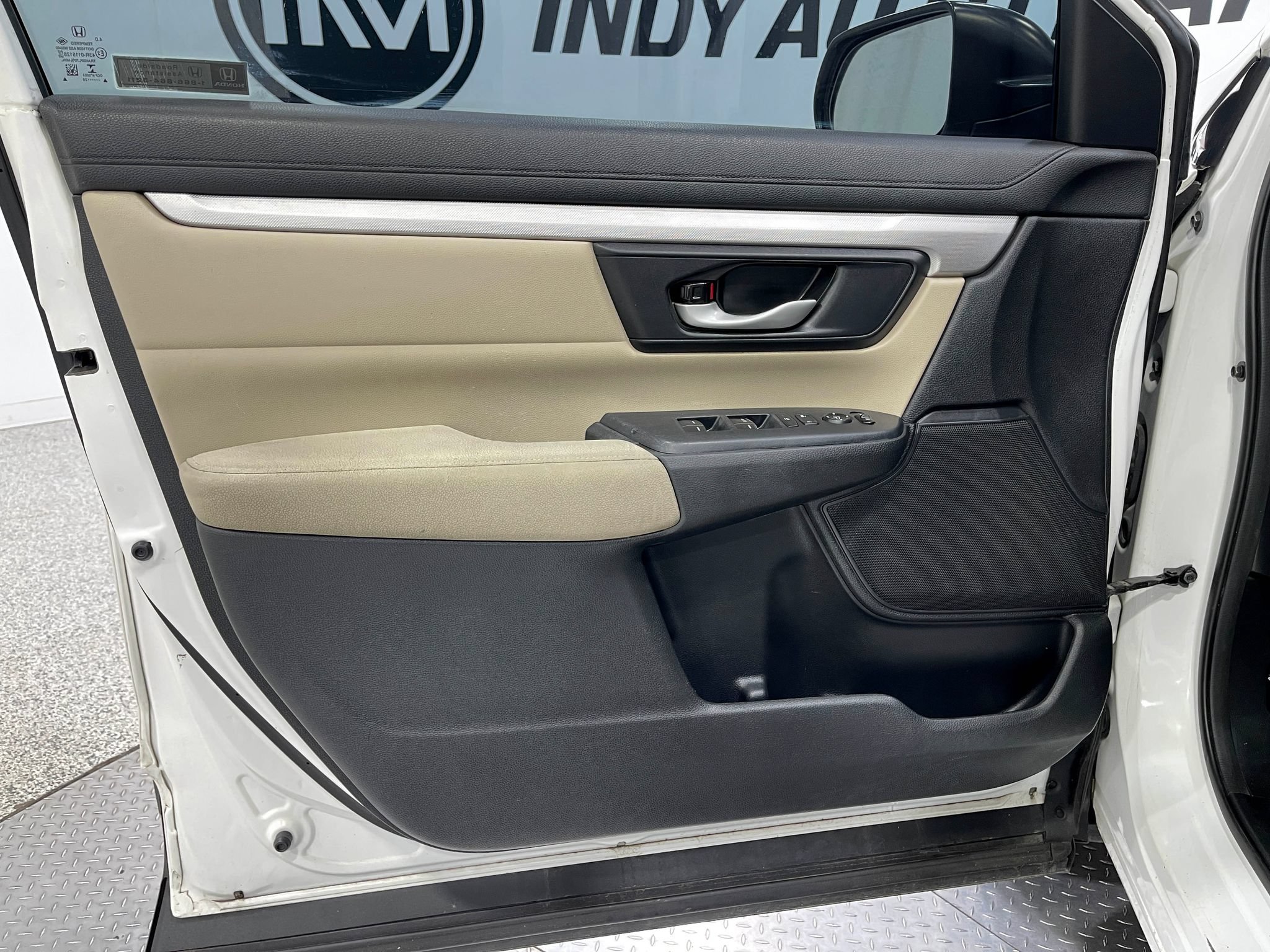 Used 2020 Honda CR-V LX image 13