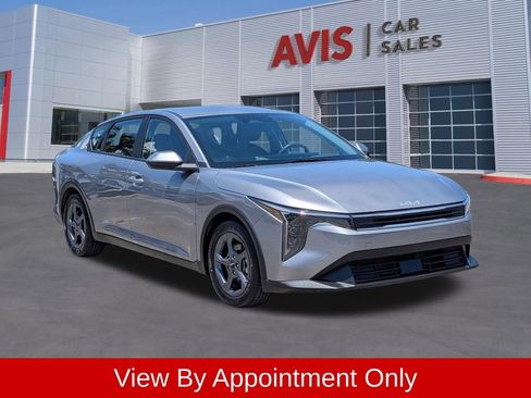 Used 2025 Kia K4 FWD image 3