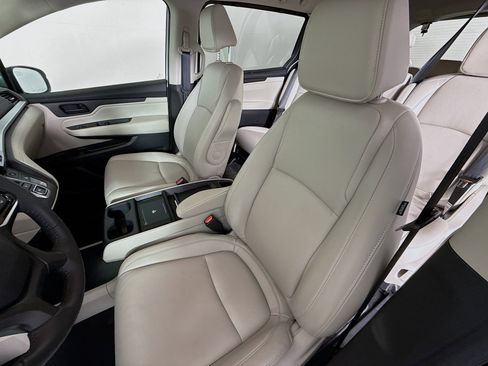 Certified 2026 Honda Odyssey EX-L image 25
