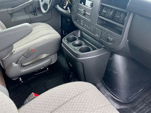 New 2025 GMC Savana 2500 Work Van w/ Driver Convenience Package image 17