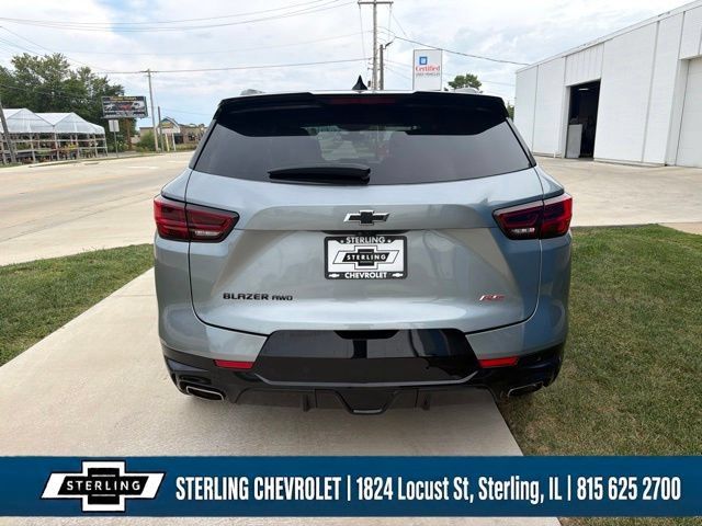Used 2023 Chevrolet Blazer RS w/ Driver Confidence II Package AWD/4WD image 4