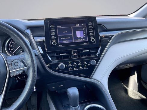Used 2021 Toyota Camry LE FWD image 6