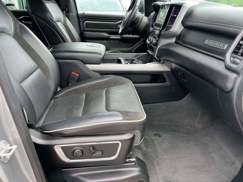 Used 2024 RAM 1500 Laramie RWD image 11