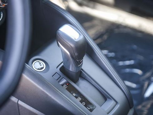 New 2025 Nissan Kicks Play S FWD image 18