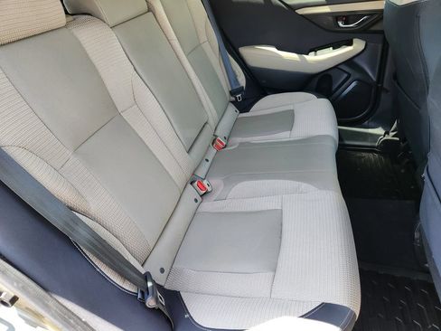 Used 2020 Subaru Outback Premium AWD/4WD image 19