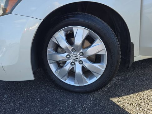 Used 2010 Honda Accord EX-L image 27