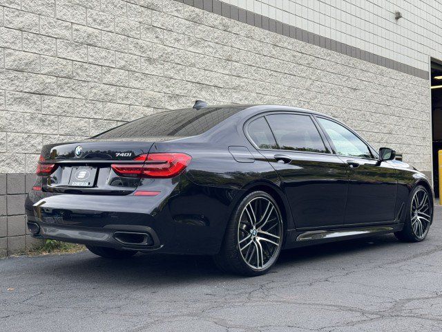 Used 2017 BMW 740i RWD image 3