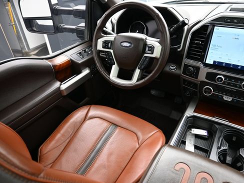 Used 2022 Ford F250 King Ranch w/ King Ranch Ultimate Package AWD/4WD image 24