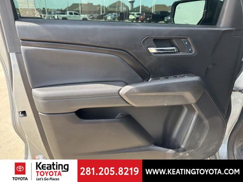 Used 2024 Chevrolet Colorado LT w/ LT Convenience Package AWD/4WD image 11