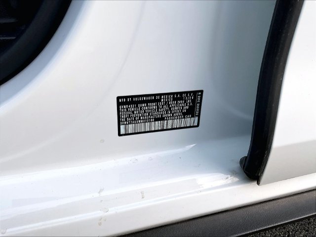 Used 2021 Volkswagen Golf 4-Door FWD image 32