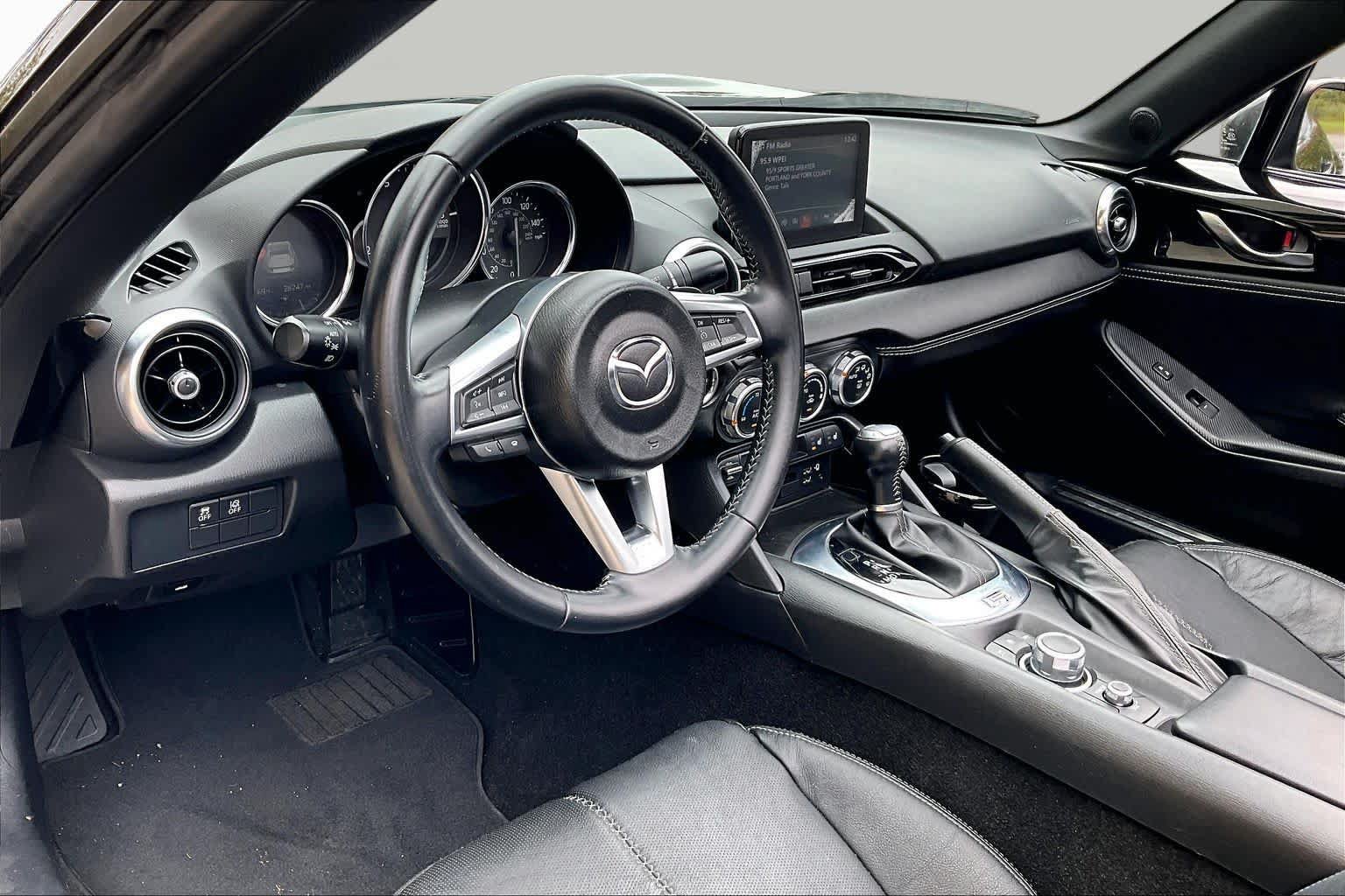 Used 2020 MAZDA MX-5 Miata RF Grand Touring RWD image 18