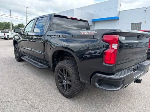 Used 2021 Chevrolet Silverado 1500 LT Trail Boss w/ LPO, Dark Essentials Package AWD/4WD image 25