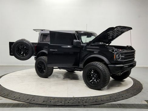 Used 2023 Ford Bronco 2-Door image 9