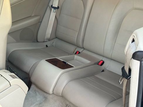 Used 2010 Mercedes-Benz E 550 Coupe image 16