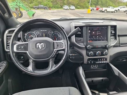 Used 2024 RAM 2500 Big Horn w/ Off Road Package AWD/4WD image 13