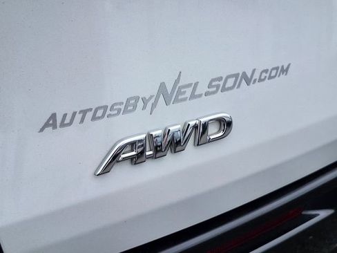 Used 2024 Toyota Sienna Limited AWD/4WD image 24