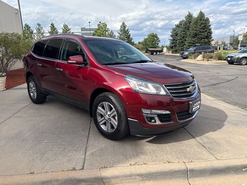Used 2015 Chevrolet Traverse LT AWD/4WD image 4