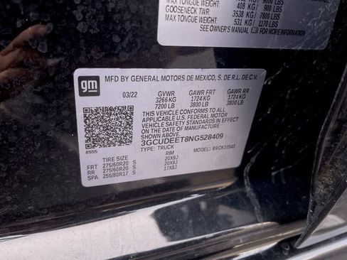 Used 2022 Chevrolet Silverado 1500 RST AWD/4WD image 33