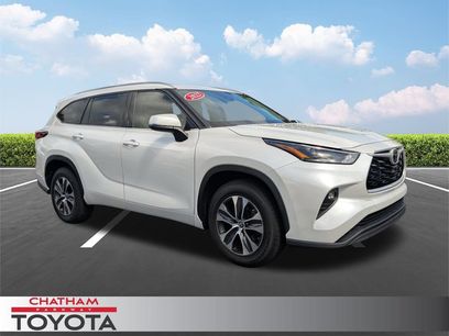 Used 2022 Toyota Highlander XLE