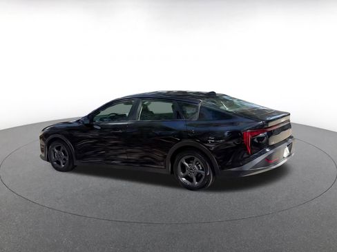 Used 2025 Kia K4 FWD image 10