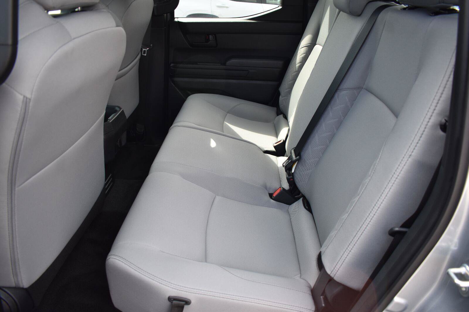 Used 2026 Toyota Tacoma SR5 AWD/4WD image 18