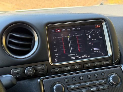 Used 2015 Nissan GT-R Black Edition image 22