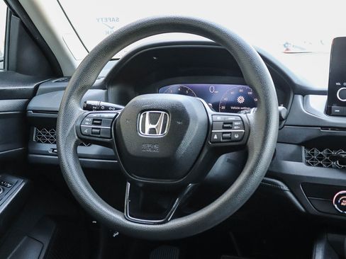 Certified 2023 Honda Accord LX image 17
