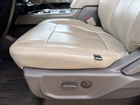 Certified 2021 Ford Expedition XLT image 18