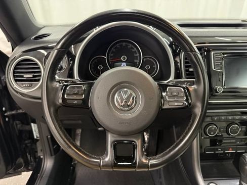 Used 2019 Volkswagen Beetle 2.0T SE w/ SE Premium Package FWD image 13