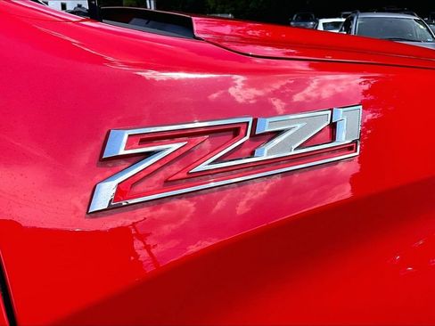 Used 2021 Chevrolet Silverado 1500 LT AWD/4WD image 25