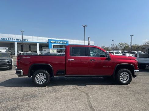 Used 2025 Chevrolet Silverado 2500 LTZ w/ LTZ Convenience Package image 2