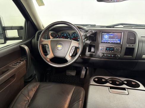 Used 2014 Chevrolet Silverado 2500 LT w/ Interior Plus Package image 20