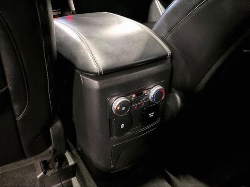 Used 2022 Ford Explorer ST w/ Equipment Group 401A AWD/4WD image 31