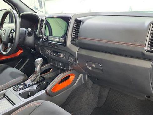 Used 2024 Nissan Frontier Pro-X w/ Technology Package image 23