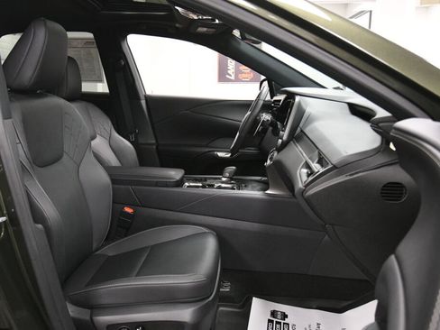 Used 2023 Lexus RX 350 Premium w/ Accessory Package AWD/4WD image 27