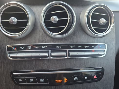 Used 2023 Mercedes-Benz GLC 300 4MATIC Coupe image 24