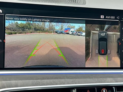 Used 2022 BMW X5 xDrive40i w/ Parking Assistance Package image 27